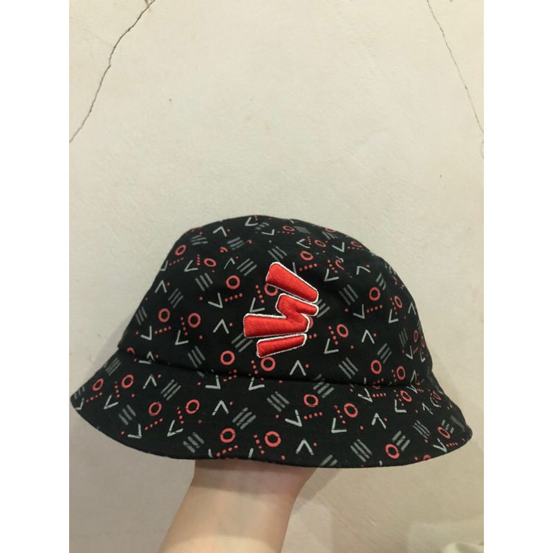 PRELOVED BUCKET HAT THREE SECOND KIDS
