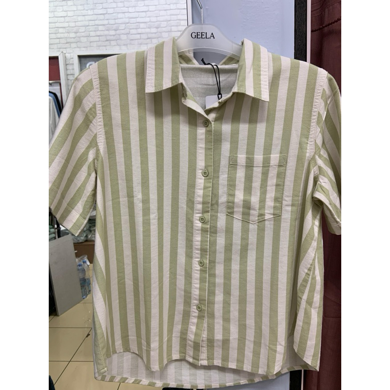 KEMEJA PENDEK SALUR ORIGINAL GEELA