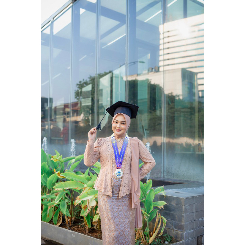 SEWA KEBAYA WISUDAH/LAMARAN/KONDANGAN