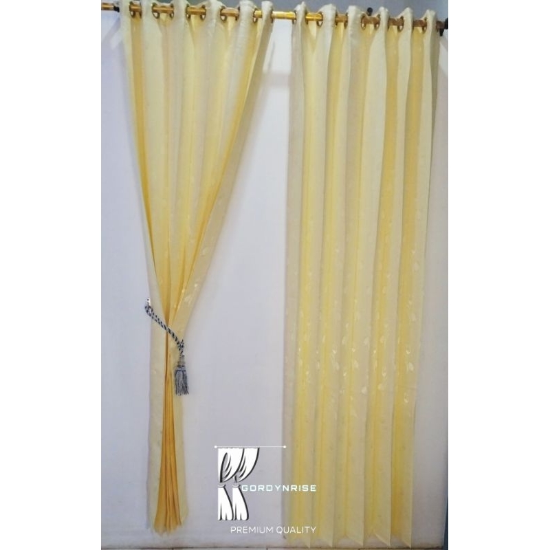 gorden smokring motif polos warna cream berbunga halus T 2 meter dan 6 gelombang