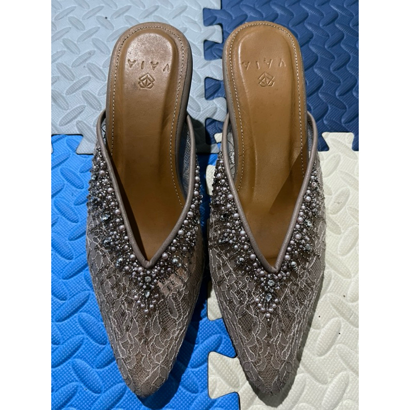 PRELOVED WEDGES VAIA OFFICIAL | size 38 | Preloved shoes