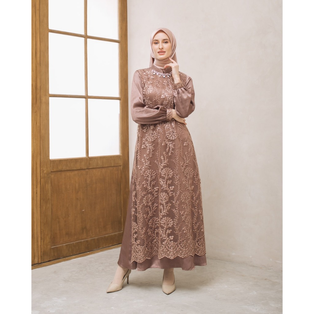 [Monera] Carla Hazelnut Dress