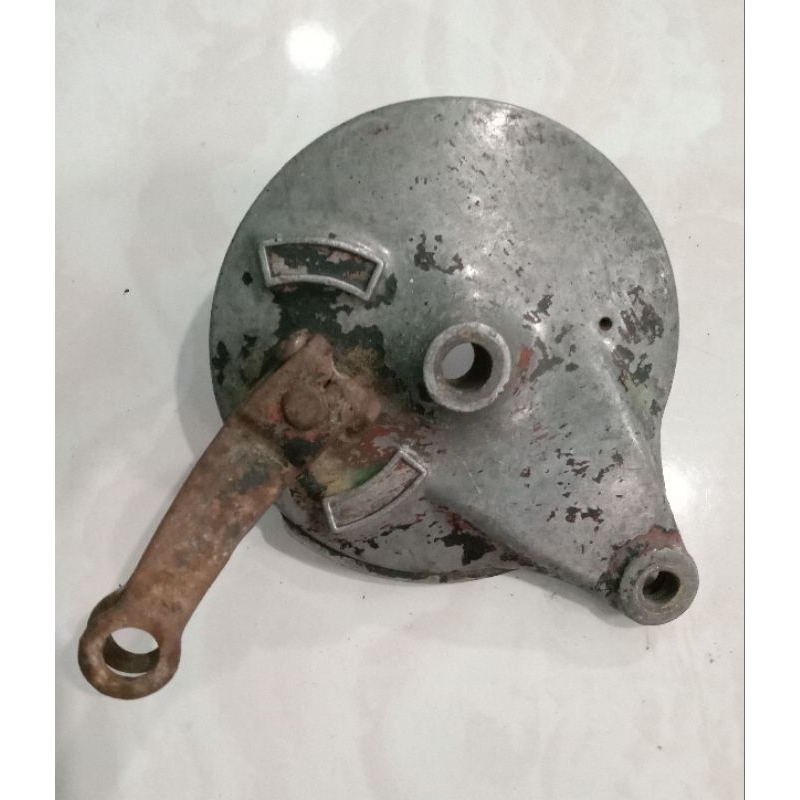 Tutup kampas rem tromol belakang Suzuki GT100 GT 100 TS100 Original second