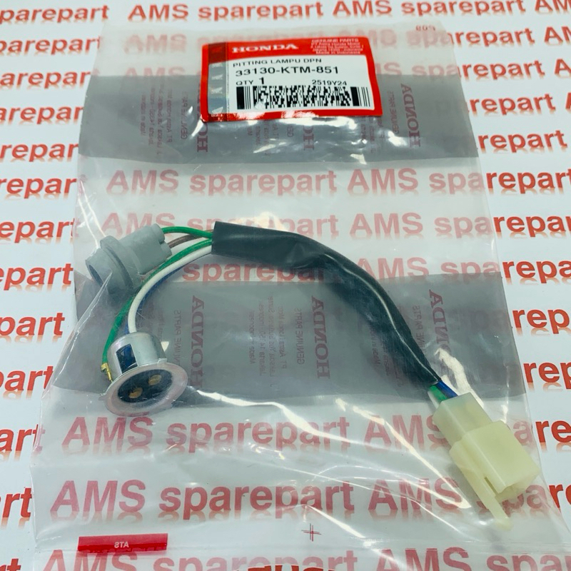FITING SOKET LAMPU DEPAN SUPRA X 125 INJEKSI 33130-KTM-851
