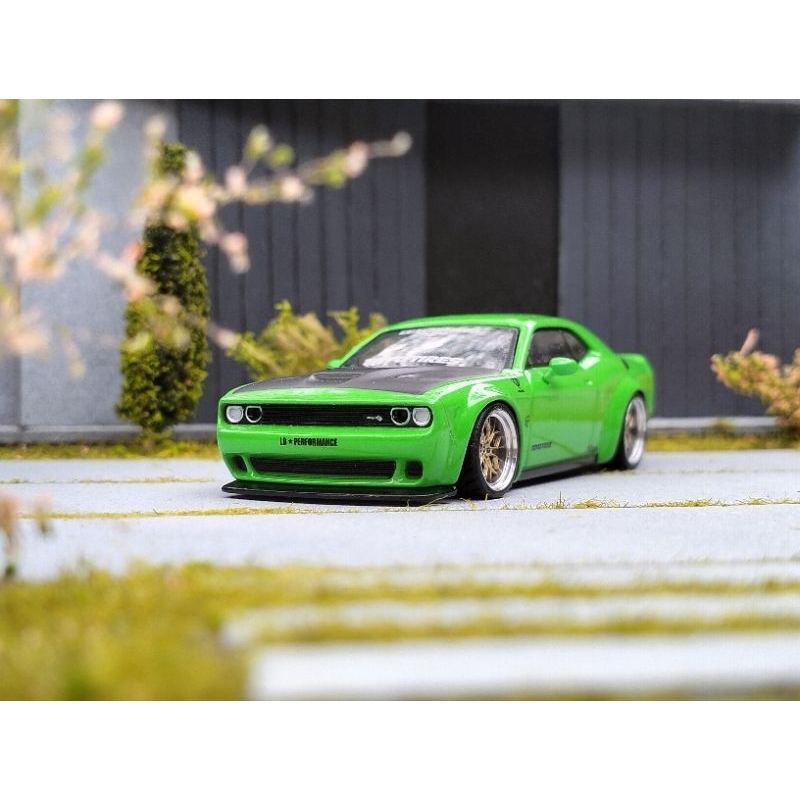 TARMAC DODGE CHALLENGER SRT HELLCAT LBWK
