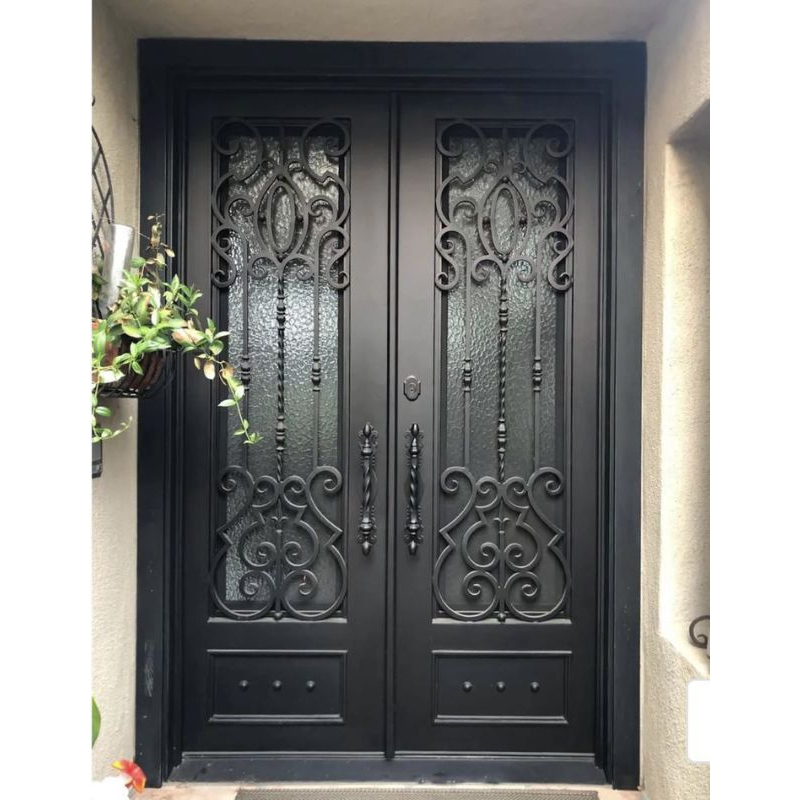 pintu besi tempa klasik