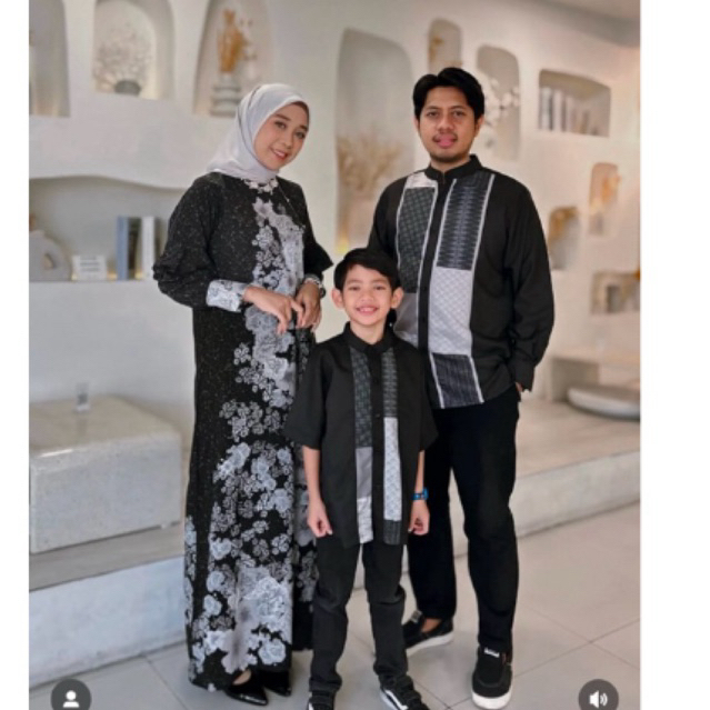 Koko Ayah Qatar Series Vanilla hijab black