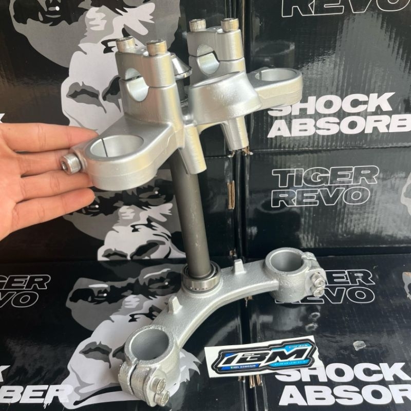 T SEGITIGA ATAS BAWAH NINJA GORILLA PNP HONDA CB GL MEGAPRO TIGER SEGITIGA NINJA RR GORILLA PNP HOND