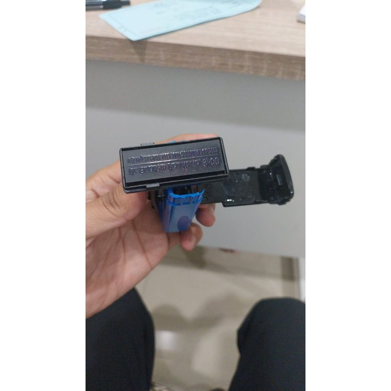 

RB Stempel Nama / Dokter / Nama PT / CV Shiny 722 (NEW SERIES)