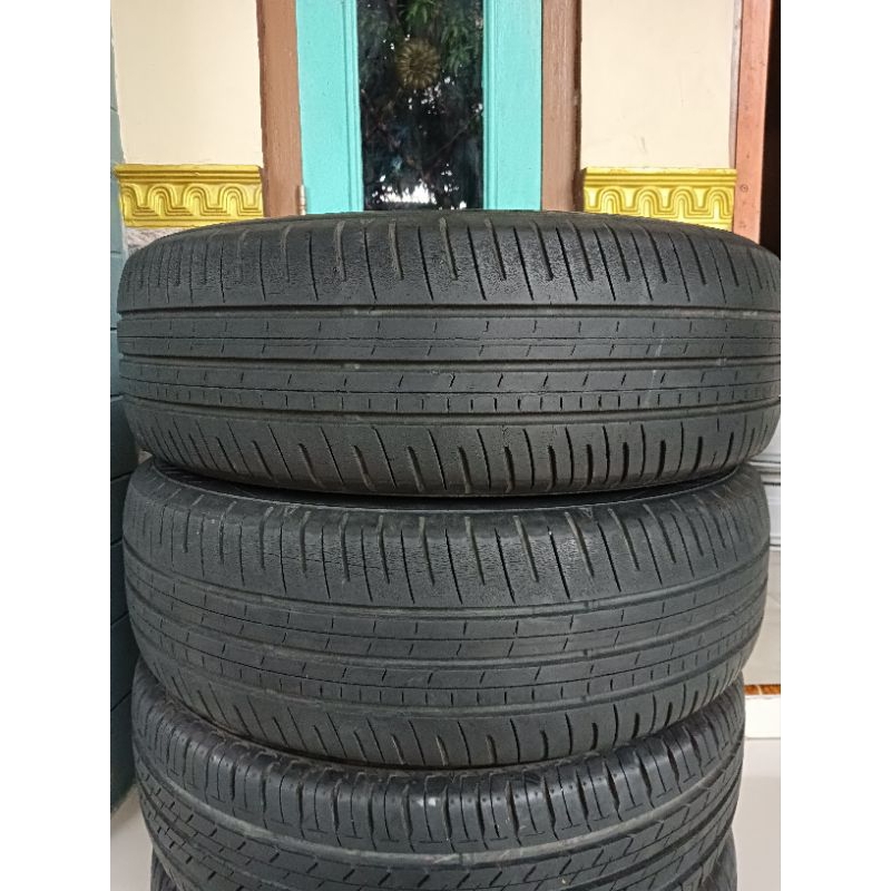 dunlop enasave 185/65 r15