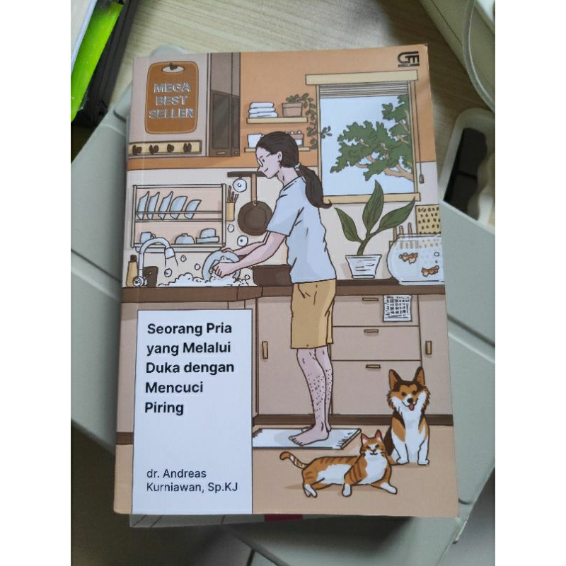 [Preloved] Seorang Pria yang Melalui Duka dengan Mencuci Piring