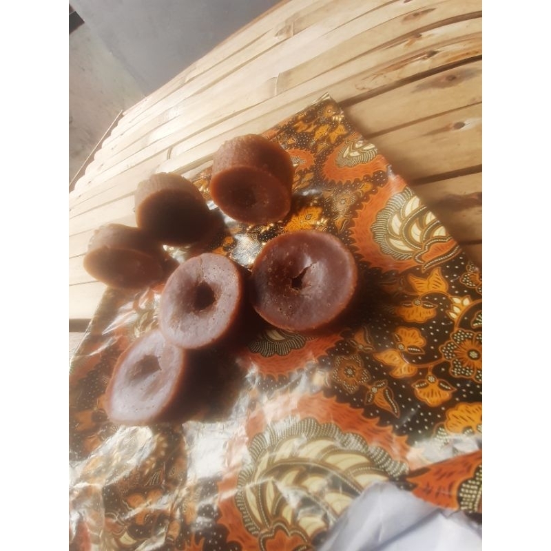 

Gula Aren Khas Kampung Cakrabuana Wangi Varian ¼kg