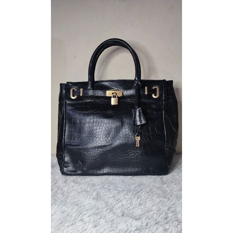 SALE- HAND BAG kulit le. junev