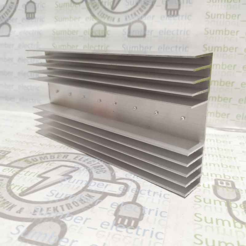 Pendingin / heatsink power amplifier 20cm TEBAL