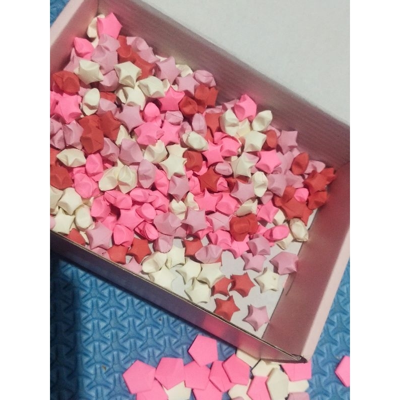 

PAPER STAR✨ SUDAH JADI PER 1 PCS