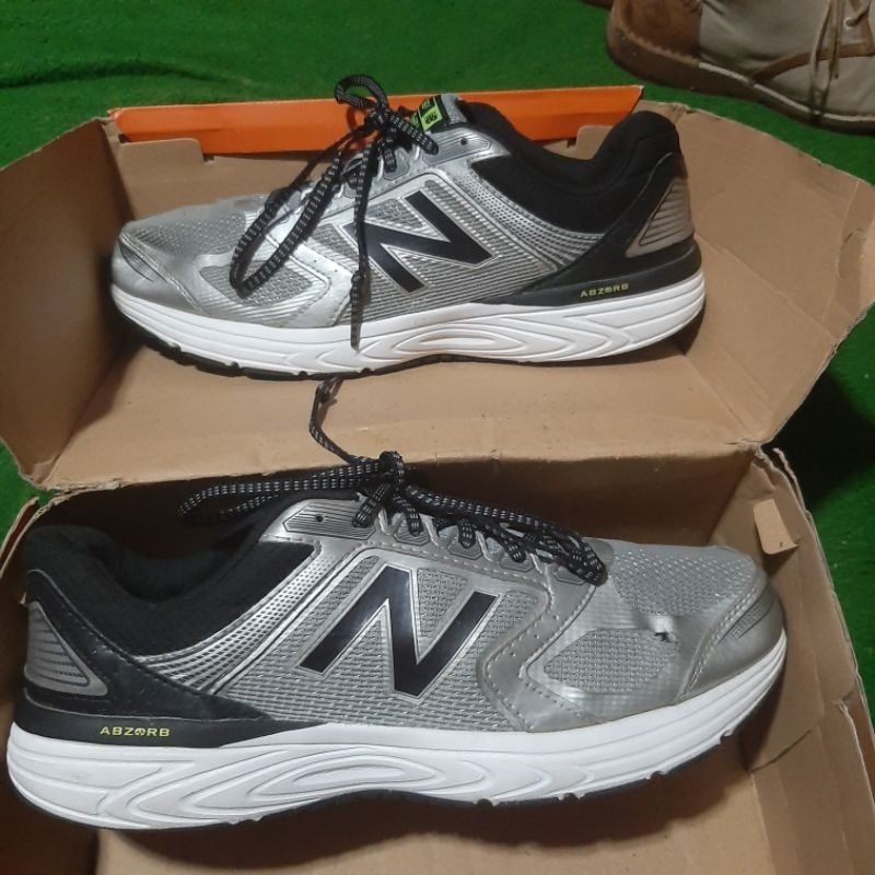 SEPATU RUNNING /OLAHRAGA NB 565v7