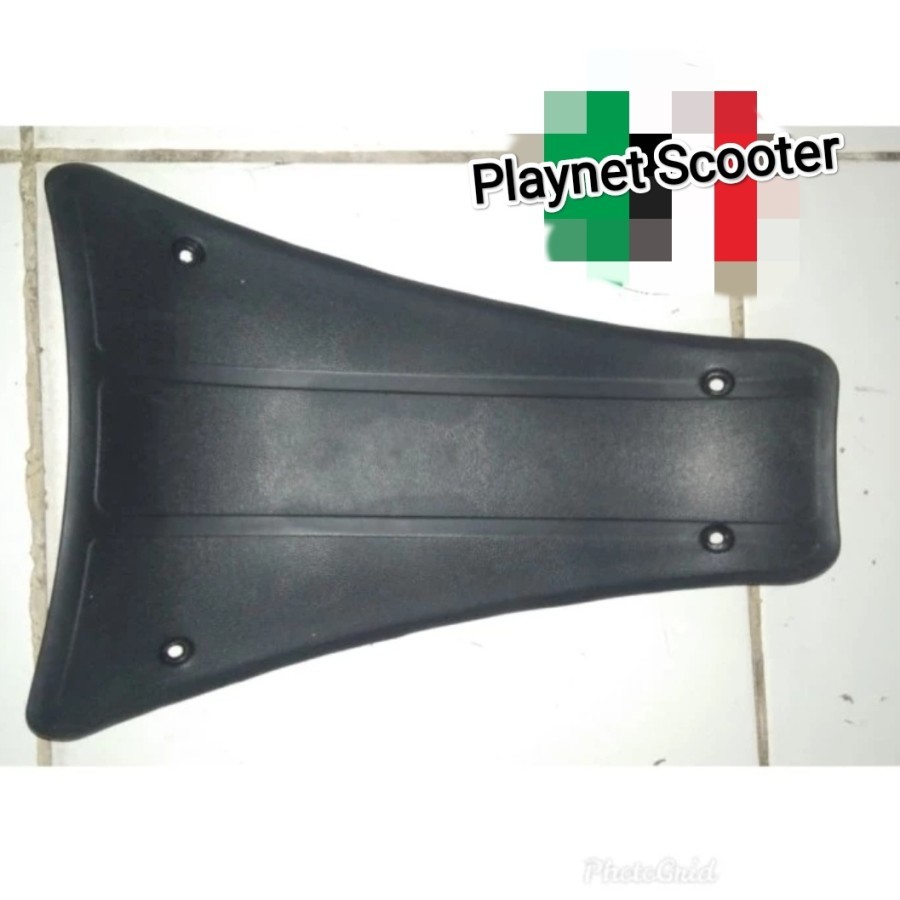 Tutup Cover Aki Vespa GTS Original