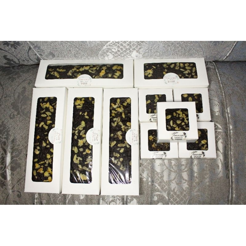 

Custom Hampers Brownies