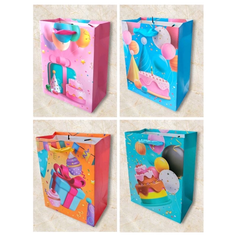 

paper bag ukuran 23x10x18 motif gift and balloon