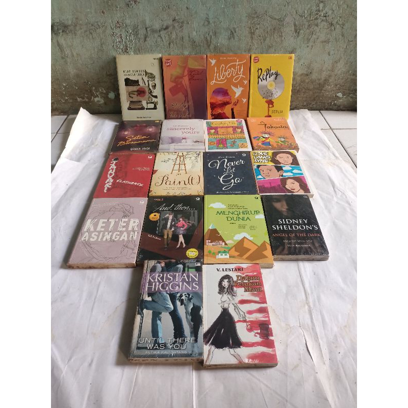 NOVEL KIAT SUKSES HANCUR LEBUR, OUT OF THE BLUE, LIBERTY, REPLAY, SETIA BERSAMAMU, EVERYTHING I DO, 