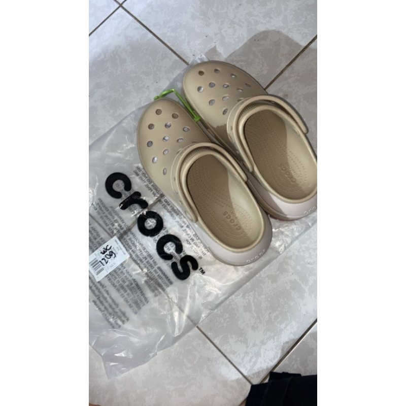 CROCS CLASSIC MEGA CRUSH CLOG