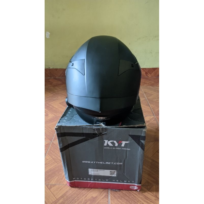 KYT TT COURSE SECOND 90% ( INTERCOM TIDAK TERMASUK )