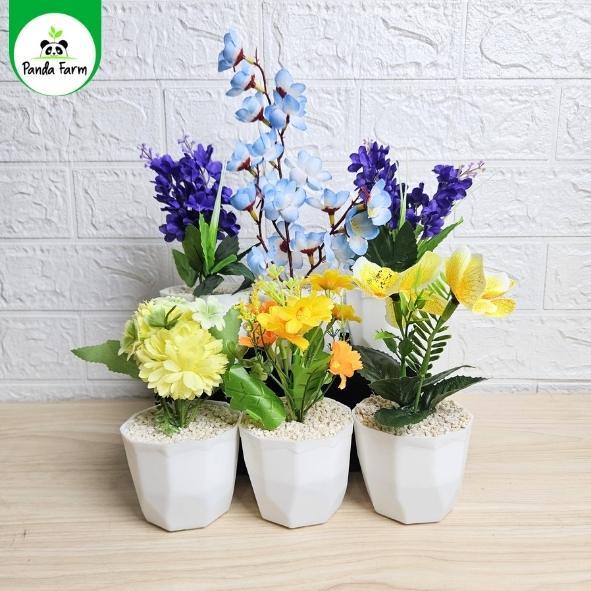 Tanaman Hias Bunga dan Daun Plastik Artificial Pot Mini Terbaru 2