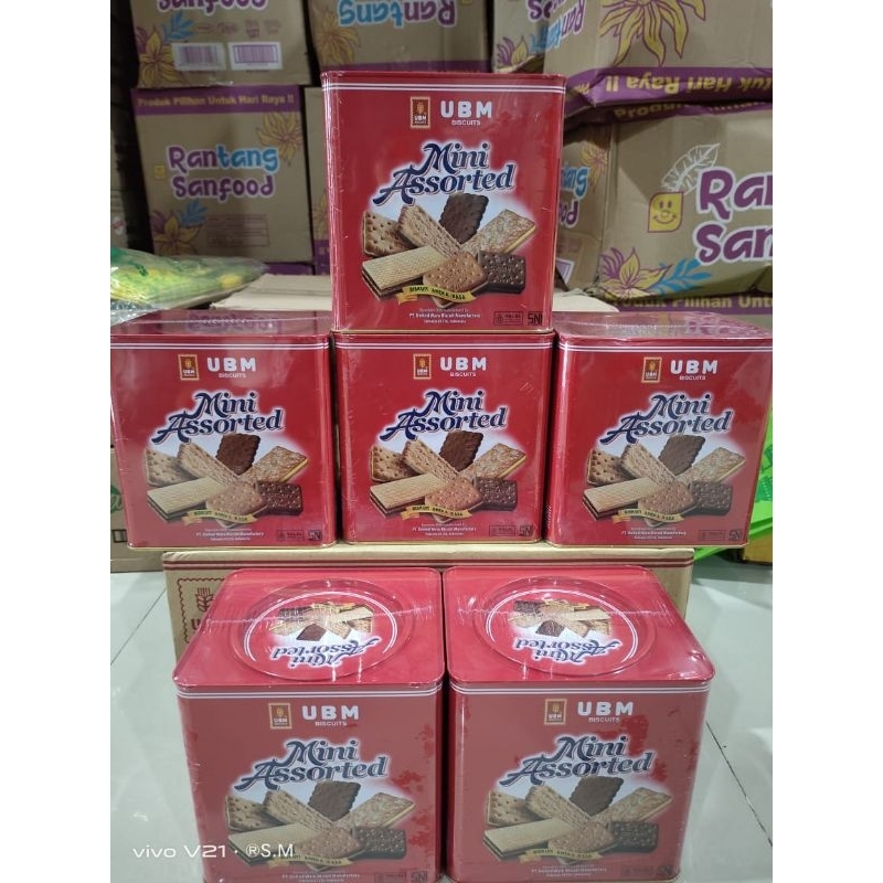 

UBM MINI ASSORTED BISCUIT 850GR