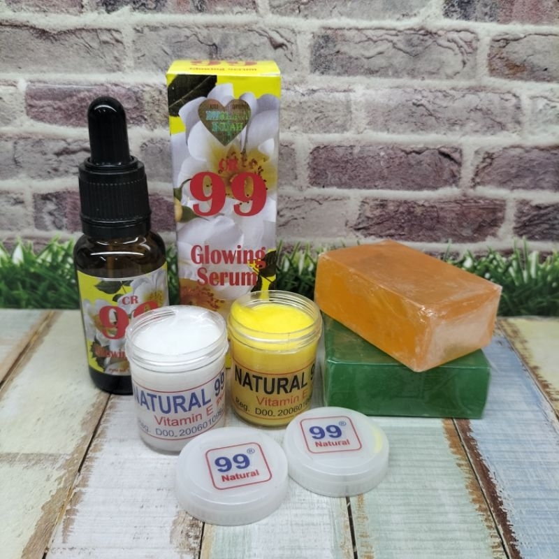 Harga 1 Paket Cream Cr 9 4in1 (Siang Malam Sabun Serum)