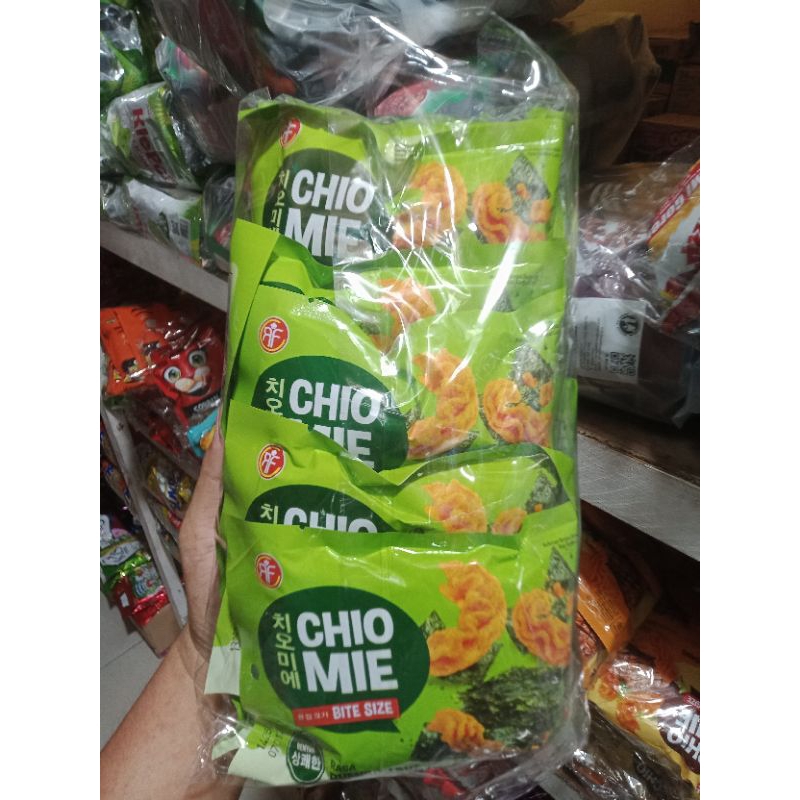 

Chio Mie Bite Size Snack Rasa Rumput Laut 10Pcs