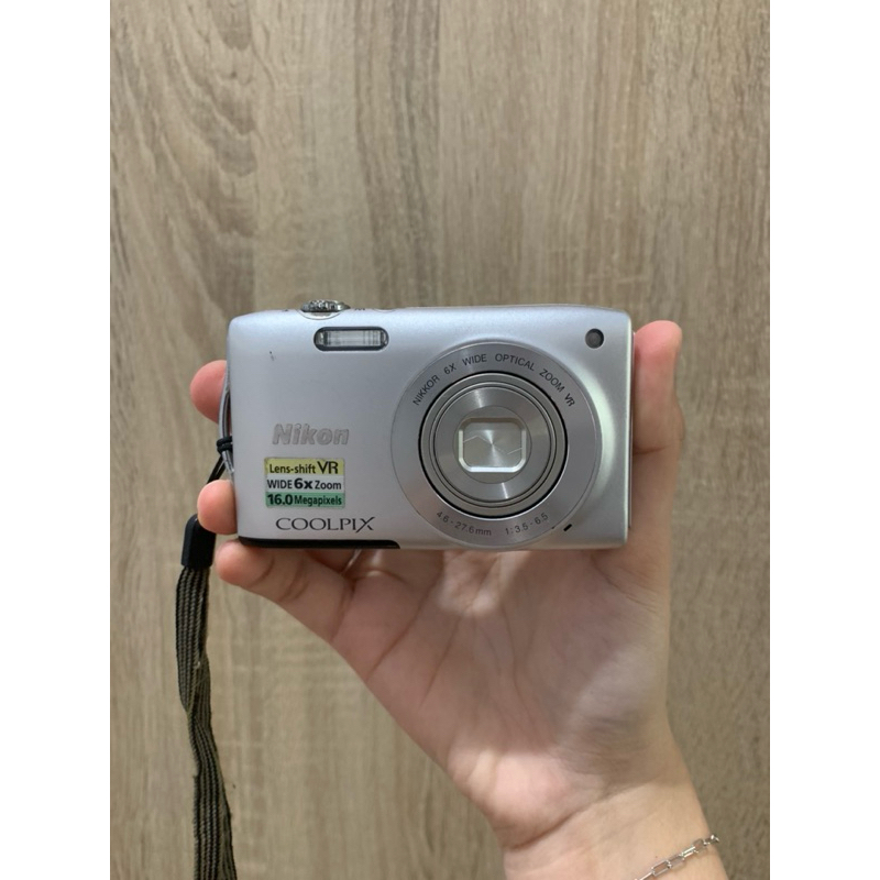 NIKON COOLPIX S3300