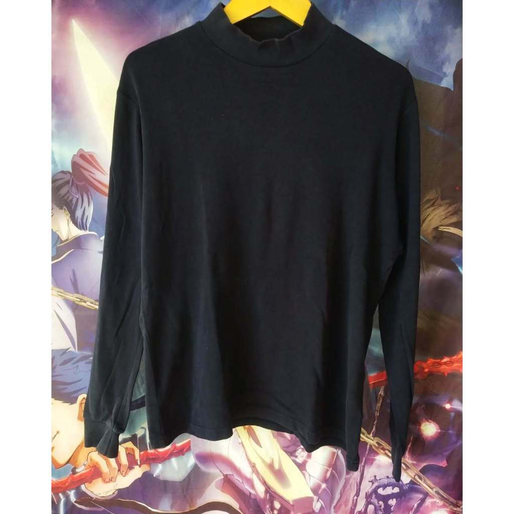Uniqlo Basic Soft Touch Turtleneck Longsleeve Shirt Kaos Lengan Panjang Tshirt Original Second Merch
