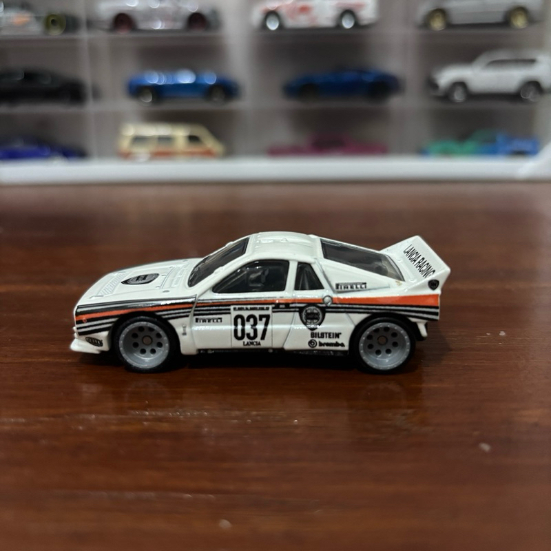 hotwheels premium Lancia rally 037 loose