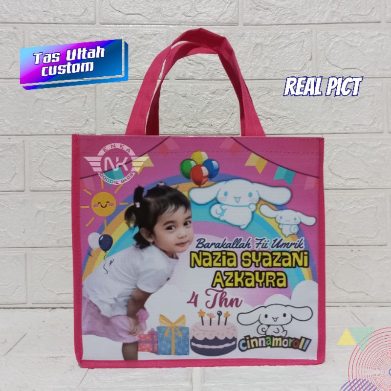 

TAS ULANG TAHUN ANAK CUSTOM NAMA DAN FOTO/ GOODIE BAG BINGKISAN ULANG TAHUN