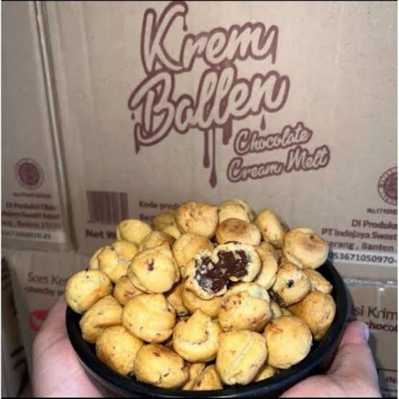 

Soes Kering isi Rasa Krim Cokelat / Klepon Merk Indojaya Kemasan 120 gr & 200 gr