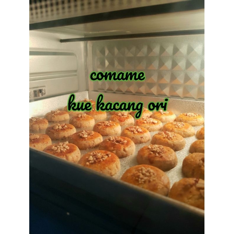 

Kue Kering/Kuker/Kue Kacang Original/Kue Legend/Kue Kacang/Kue Kacang Jadul/Kue Kacang Homemade/Kue Lebaran Comame