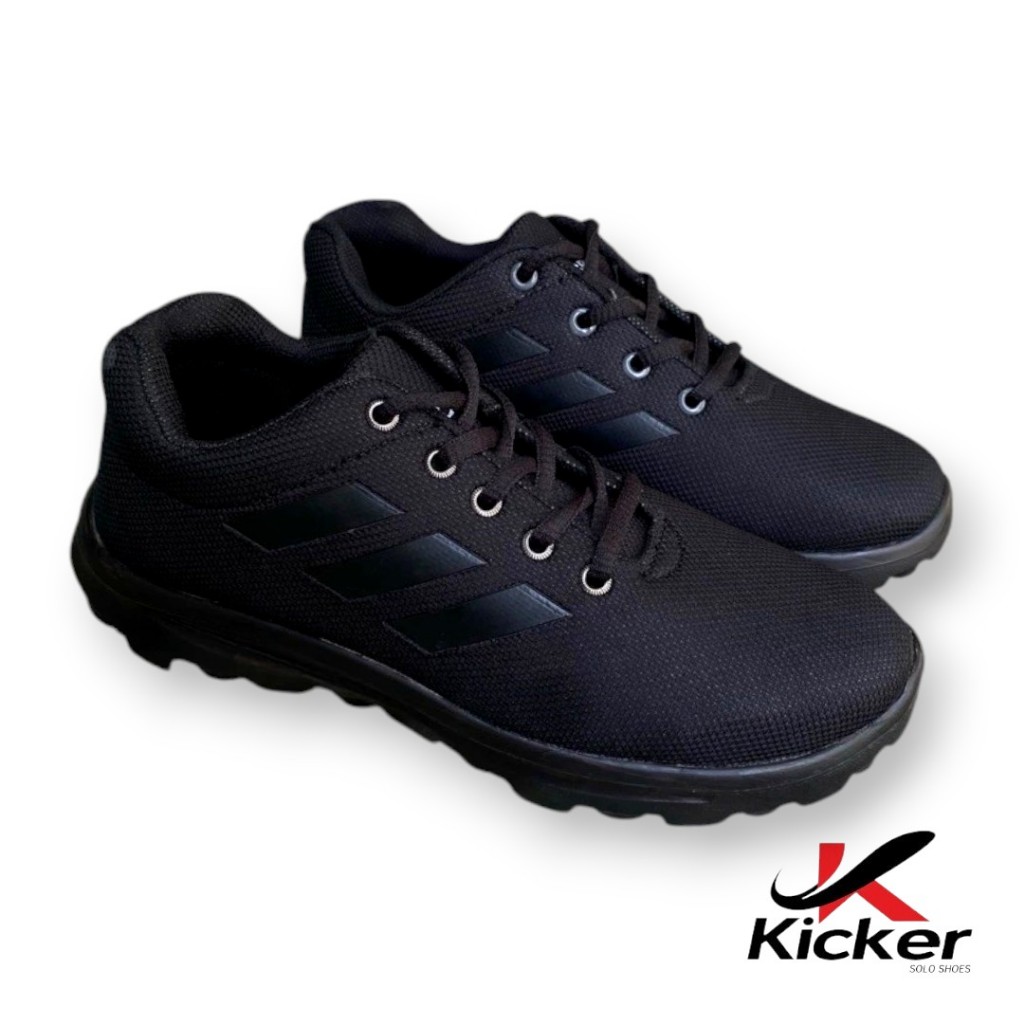 Sepatu Sekolah Anak SD SMP SMA SMK Sneakers Hitam Polos Bertali