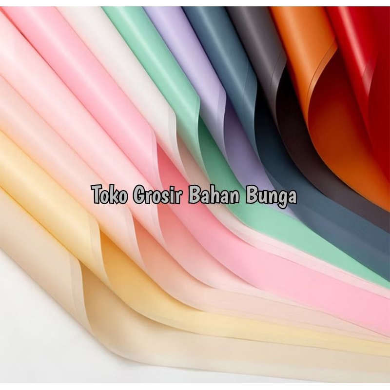 

1 Lembar Cellophane Flower Wrapping Paper Kertas Buket Bunga Polos Korea Cellophane Waterproof Kertas Buket warna mate