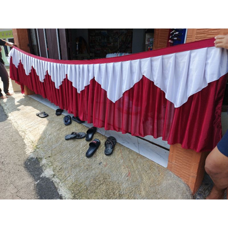 Skirting Meja | Poni gergaji | Panjang 4 meter