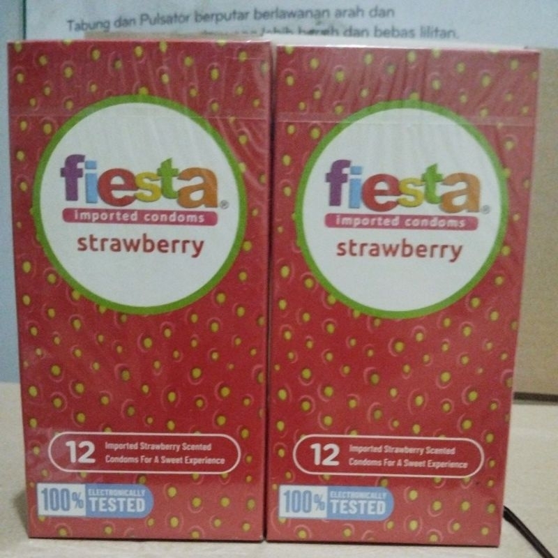 FIESTA Condoms strawberry Isi 12