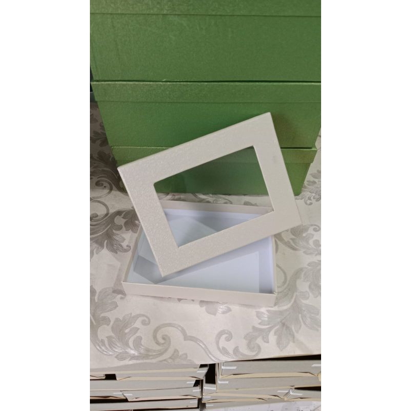 

Box Mukena dan Kotak Hampers Polos