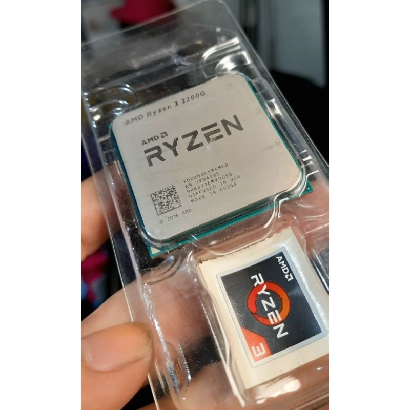 CPU Amd ryzen 3 2200g second full box Cooler original bawaan