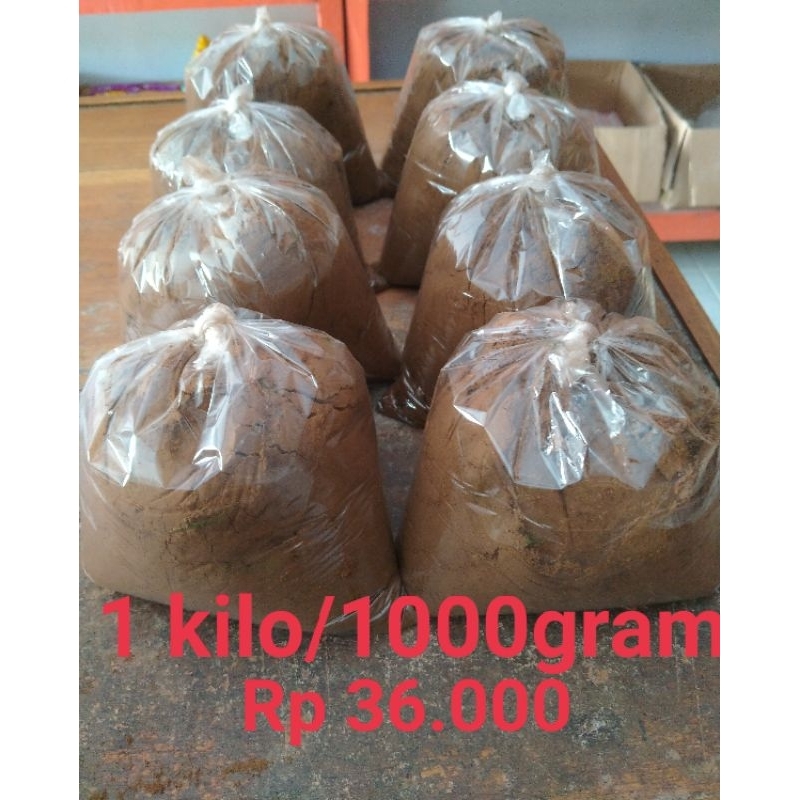 

kopi bubuk hitam istimewa 1 kilo/1000gram (36)