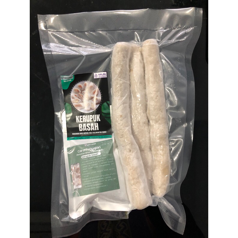

Kerupuk Basah isi tengah ikan toman
