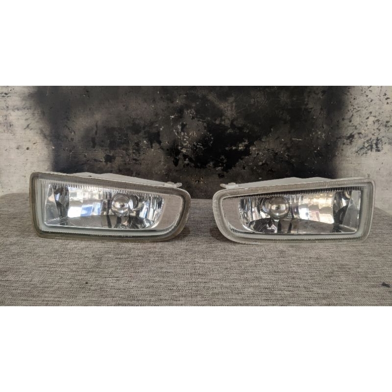 Lampu Foglamp Lampu kabut Toyota kijang kapsul new Efi tahun 2000 2001 2002 original