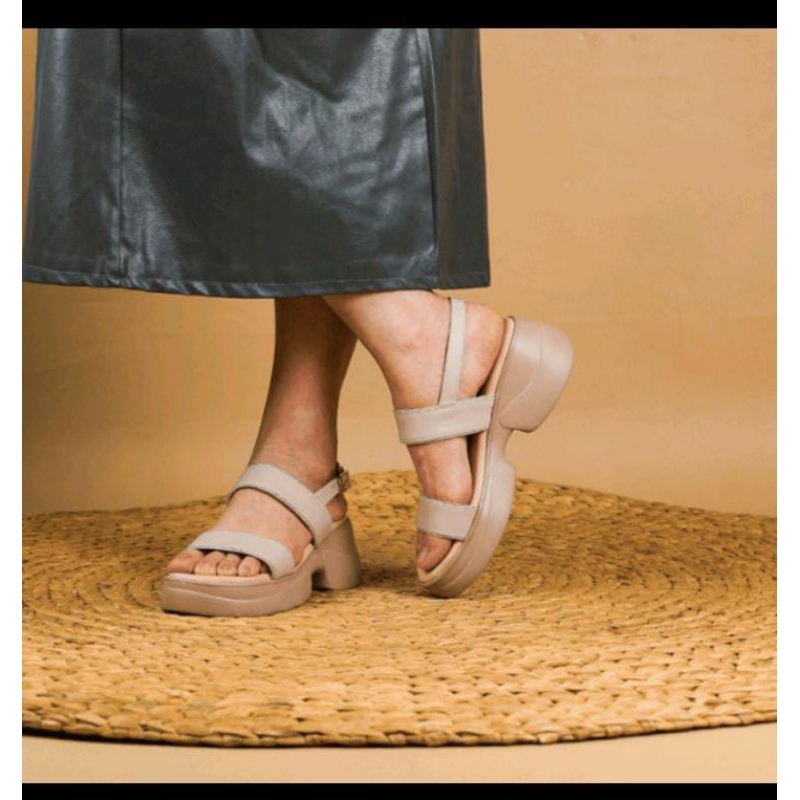 POLLUX BOLD WPOCU02-SEPATU SANDAL WEDJES WANITA KEKINIAN