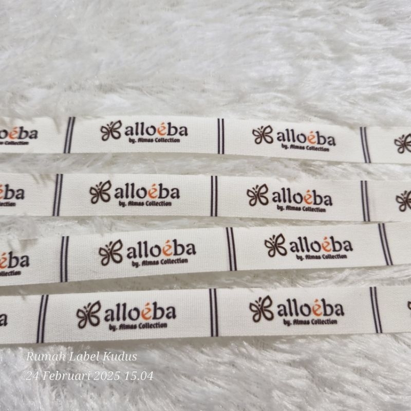 

Label Baju / Label Hijab / Label Woven Damask Subtitute