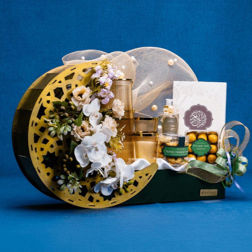 

GIFTOLOGY Sabit - Paket Hampers Lebaran Unik Premium dengan Set Teko, Gelas, dan Nastar Wijsman