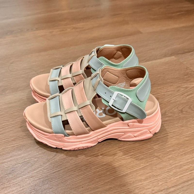 Preloved adorableprojects platform sandal