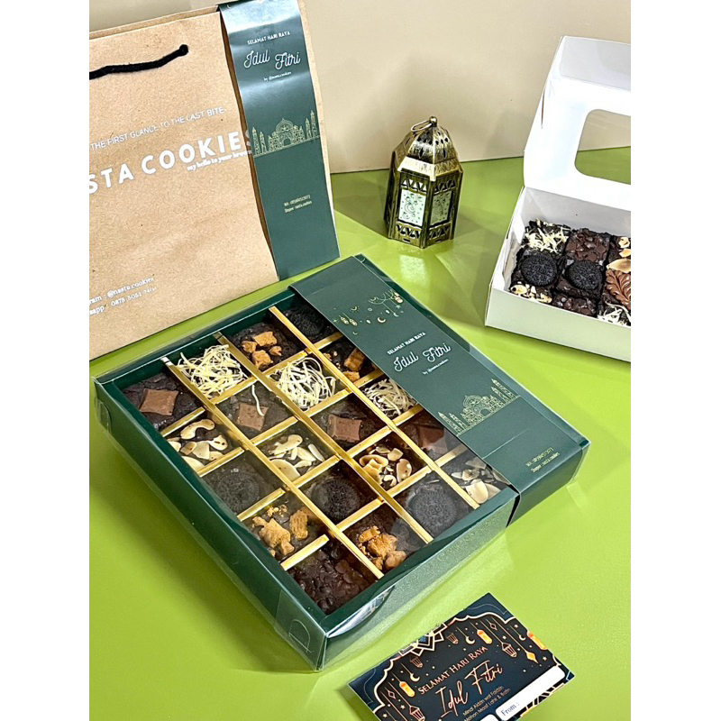 

Hampers Lebaran Fudgy Brownies | Mecca Hampers